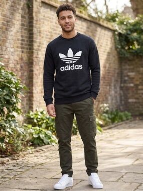 ADIDAS Originals Trefoil Crewneck Sweatshirt Black White Logo SIZE M